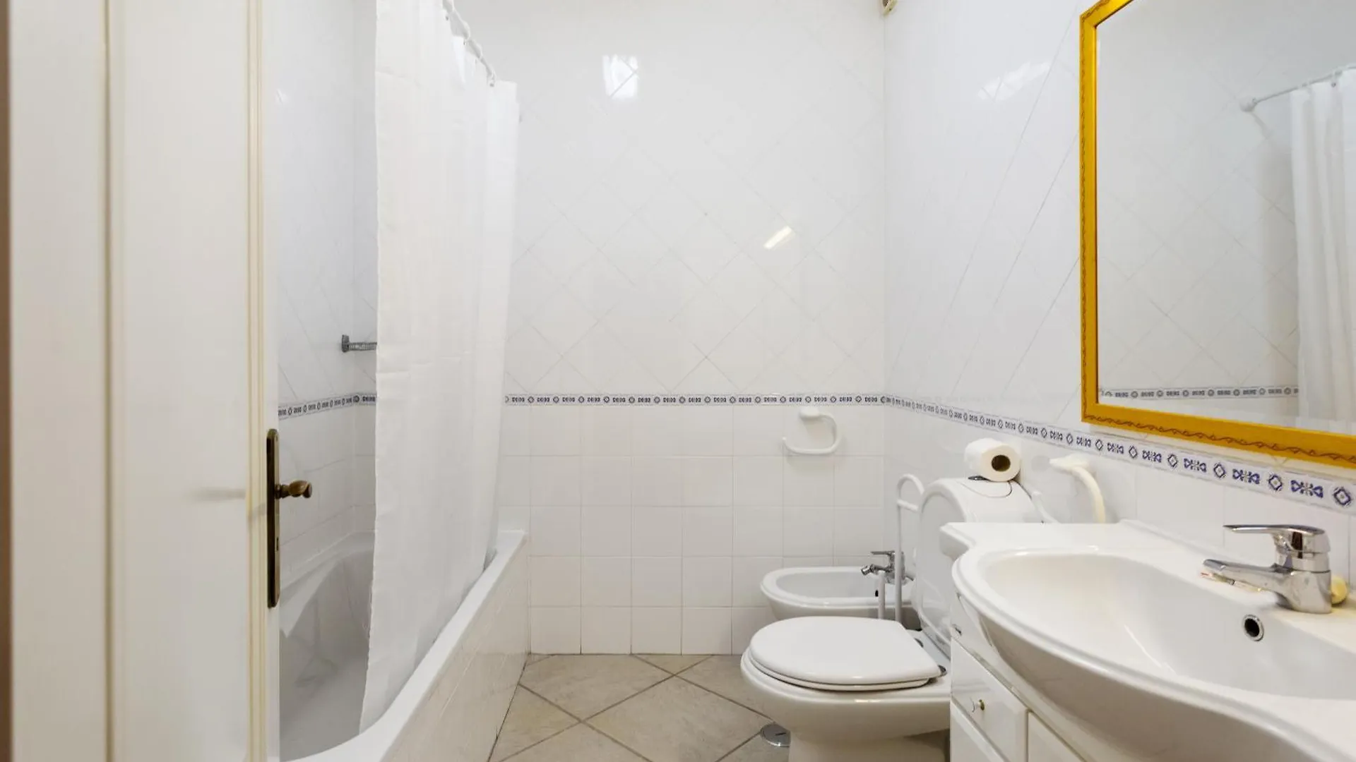 Bicos Beach Apartments By Albufeira Rental