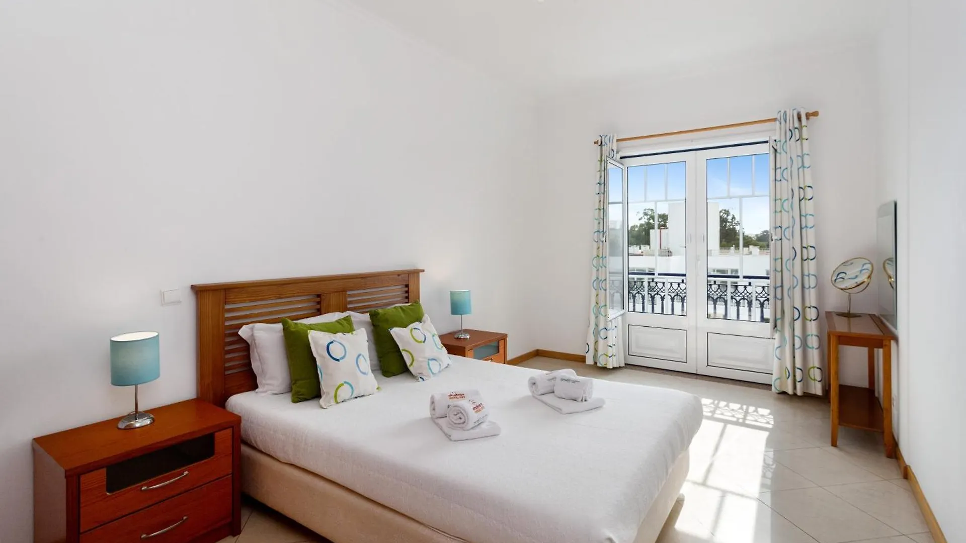 Bicos Beach Apartments By Albufeira Rental