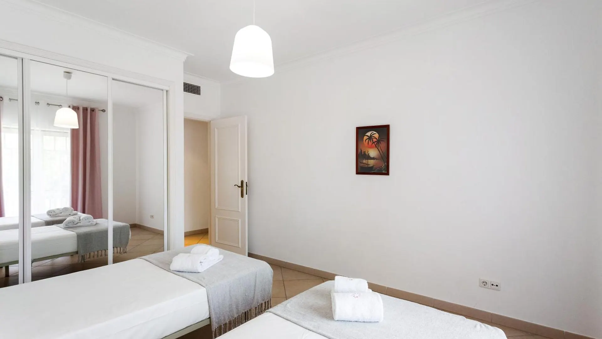 Bicos Beach Apartments By Albufeira Rental